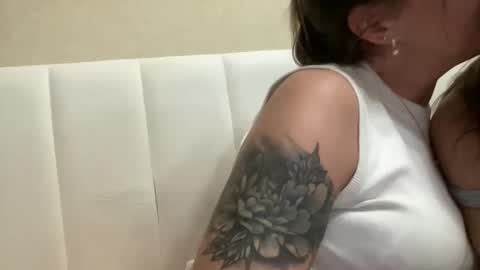 my Instagram  online show from 09/25/25, 06:33