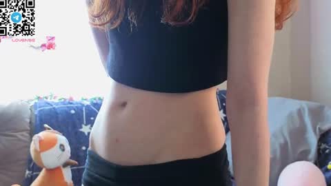 Snapshot of little_red_rosy chatting on 07/14/26, 04:28 Rosy online show from 07/14/26, 04:28