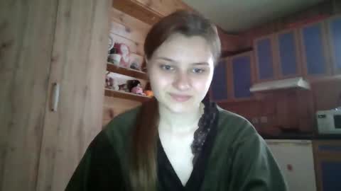 little_shygirl_ online show from 10/12/25, 04:55