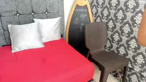 alex online show from 10/21/25, 12:28