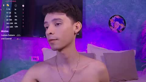 Juan Ferrer online show from 11/23/25, 12:32