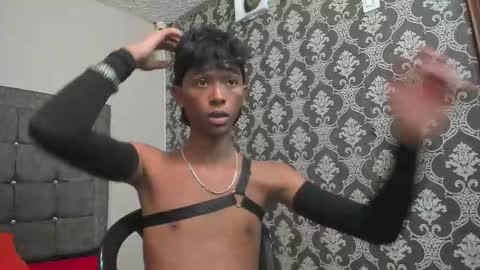 Snapshot of little_twink19x chatting on 03/03/26, 07:20 JESSAR online show from 03/03/26, 07:20