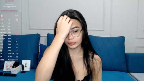 Kwan online show from 11/11/25, 01:22