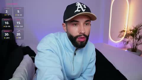 little_vannesaa online show from 02/13/25, 03:39