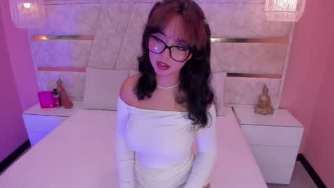 Snapshot of little_vel chatting on 05/02/26, 09:31 Im your little Velinda online show from 05/02/26, 09:31