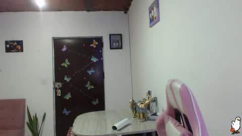 Daniela online show from 02/05/25, 01:15