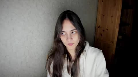 littleashleyy online show from 11/24/25, 05:34