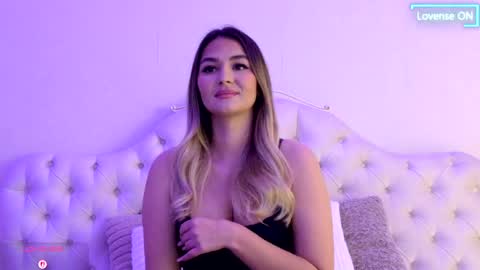 Snapshot of littleblondbunny chatting on 03/02/26, 05:08 littleblondbunny online show from 03/02/26, 05:08