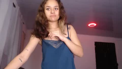 littlecheerry69 online show from 10/31/25, 08:32