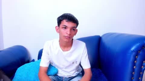 Snapshot of littlecum18 chatting on 06/19/26, 12:31 Pipe online show from 06/19/26, 12:31
