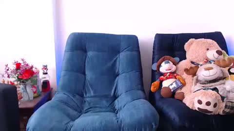 Manu online show from 03/12/26, 04:35