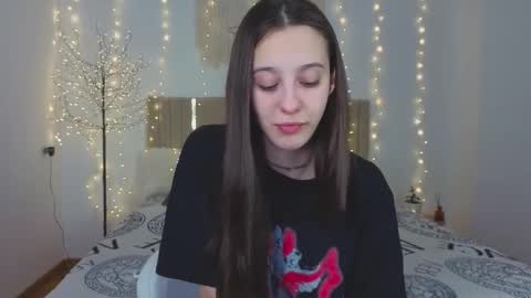 Lana online show from 12/17/25, 07:36