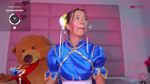 Snapshot of littlee_emma_ chatting on 01/27/25, 06:19 littlee_emma_ online show from 01/27/25, 06:19