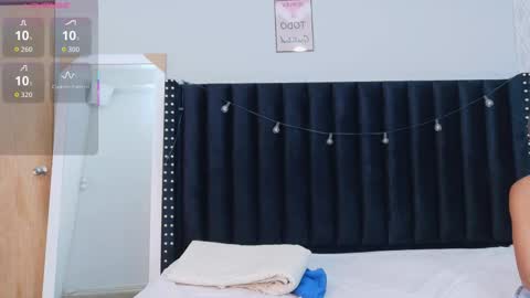 Tania  online show from 11/01/25, 07:38