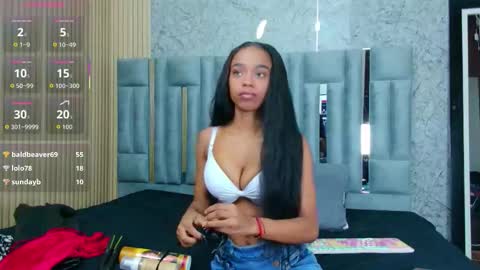 Tania  online show from 11/17/25, 08:14