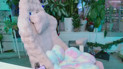 Riza Riri Puff  online show from 01/11/26, 05:56