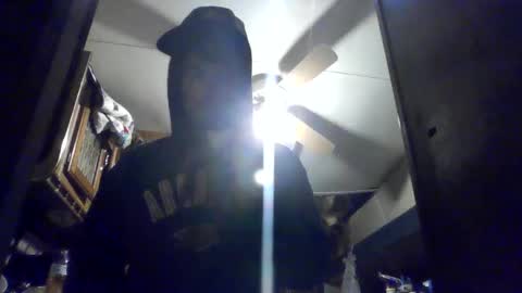 Snapshot of littlegrey376 chatting on 02/23/26, 12:35 littlegrey376 online show from 02/23/26, 12:35