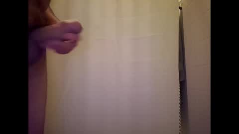 Snapshot of littleguyy888 chatting on 10/23/25, 12:04 littleguyy888 online show from 10/23/25, 12:04