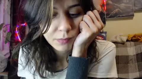 Snapshot of littlehappines chatting on 02/10/25, 08:31 littlehappines online show from 02/10/25, 08:31