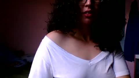 Snapshot of littlehotbr chatting on 10/10/25, 09:03 littlehotbr online show from 10/10/25, 09:03