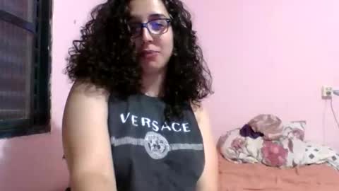 Snapshot of littlehotbr chatting on 11/16/25, 03:45 littlehotbr online show from 11/16/25, 03:45