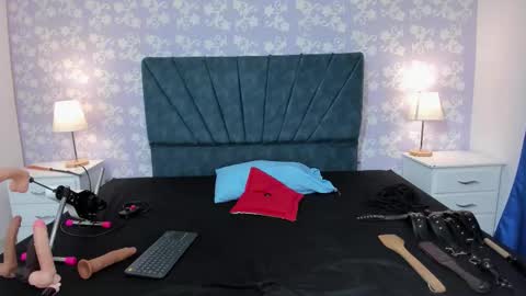 Litllekloe online show from 10/14/25, 07:58