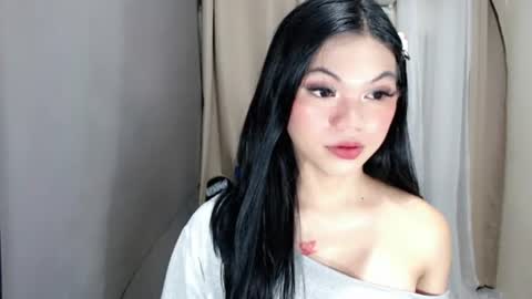 littlelace_ online show from 06/13/26, 01:36