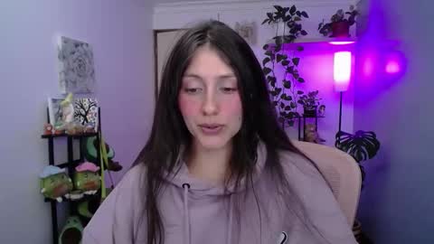 Laksmi online show from 10/16/25, 10:11