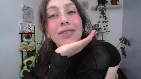 Laksmi online show from 03/18/26, 09:51