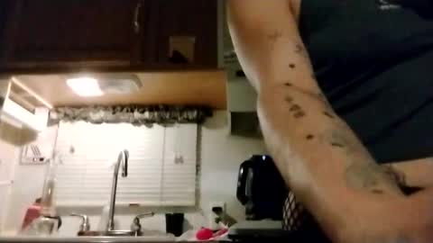 littleleo96 online show from 10/17/25, 09:23