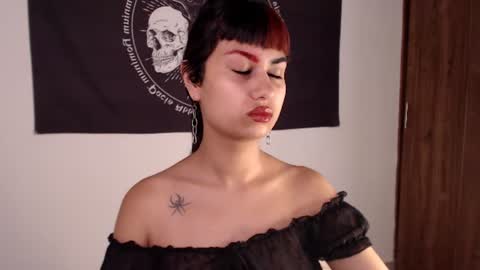 Snapshot of littleluciferrr chatting on 07/09/26, 09:30 Lucifer online show from 07/09/26, 09:30