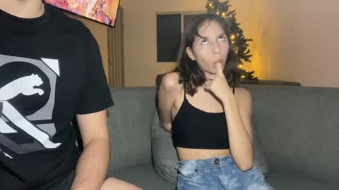 Snapshot of littlemegancouple chatting on 12/21/24, 10:06 the mengan show online show from 12/21/24, 10:06