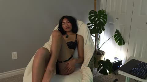 Snapshot of littlemiss_kira chatting on 05/31/26, 03:04 Kira online show from 05/31/26, 03:04