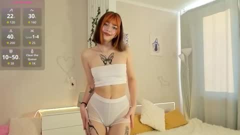 Bella online show from 09/24/25, 04:16