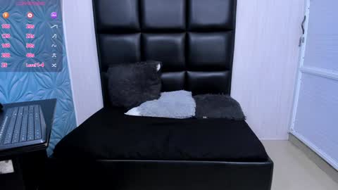 PARKER online show from 02/02/25, 05:48