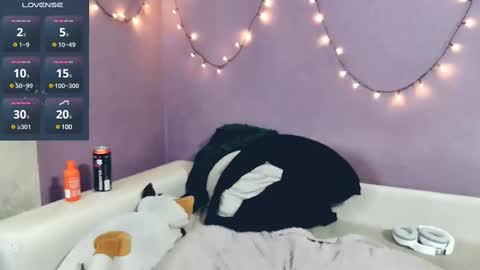 Felix online show from 02/14/25, 02:39