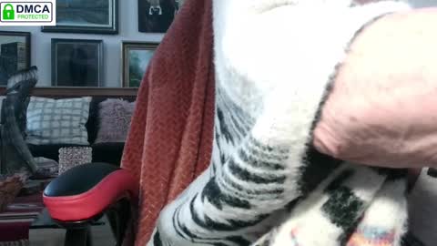 Miss D   Shows Mon Wed  Fri online show from 01/08/25, 04:11