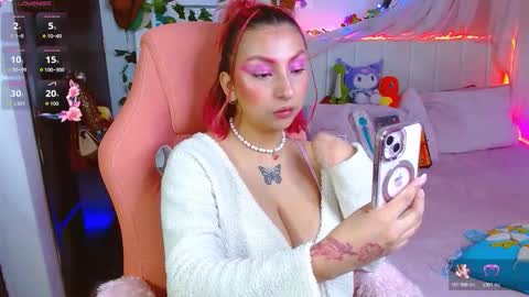 Snapshot of littlerouse_ chatting on 02/21/26, 08:37 Ruby Rouse online show from 02/21/26, 08:37