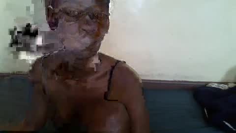 littlesandie online show from 03/06/25, 11:47