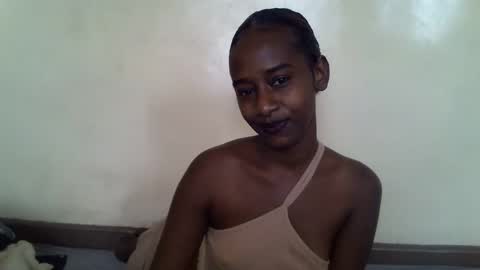 littlesandie online show from 10/25/25, 05:26