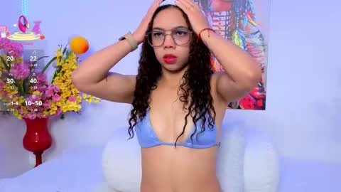 Kimberly online show from 04/12/26, 01:16