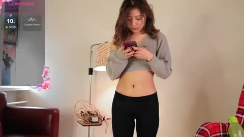 Ayumi or Yumi online show from 04/12/26, 03:33