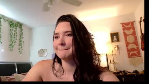 Snapshot of littlesub_e chatting on 10/22/25, 12:49 Eliza online show from 10/22/25, 12:49