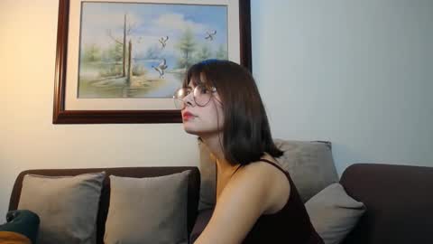 helen online show from 11/21/25, 02:10