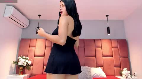 littlevaale online show from 10/18/25, 11:33