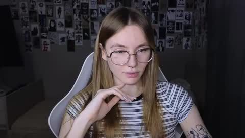 Eliana online show from 06/02/26, 07:43