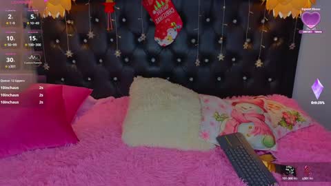 littlevixen18 online show from 12/18/24, 07:41