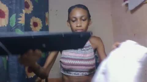 yanah online show from 04/13/26, 03:45