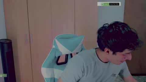 Snapshot of littlezhalem chatting on 11/10/25, 07:07 littlezhalem online show from 11/10/25, 07:07