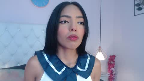 Snapshot of liv20_ chatting on 05/18/26, 11:49 Nicky online show from 05/18/26, 11:49